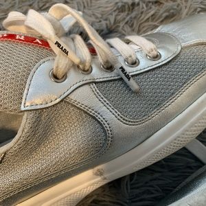 Sliver American cup Prada’s